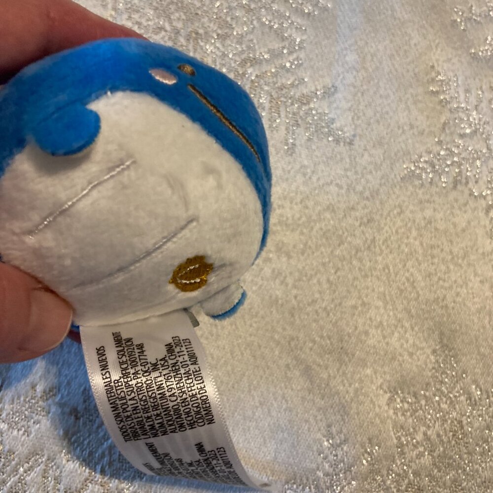 Jinbesan Kokujira Mochi San-x Plush Keychain from Blind Box - Picture 7 of 8